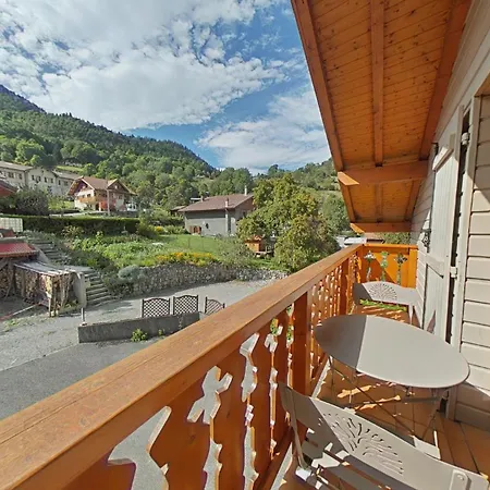 T2 Confort Avec Balcon Au Calme Entre Et Montagne Apartment Brizon